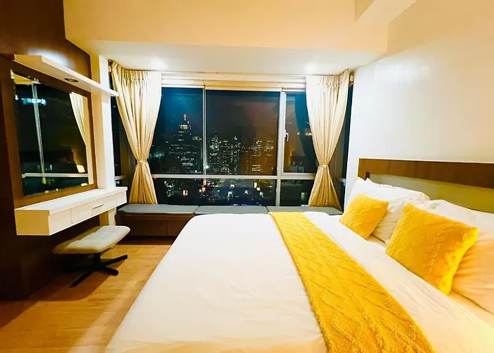 The Infinity Tower In Bgc, 2br View With Parking By Alex *