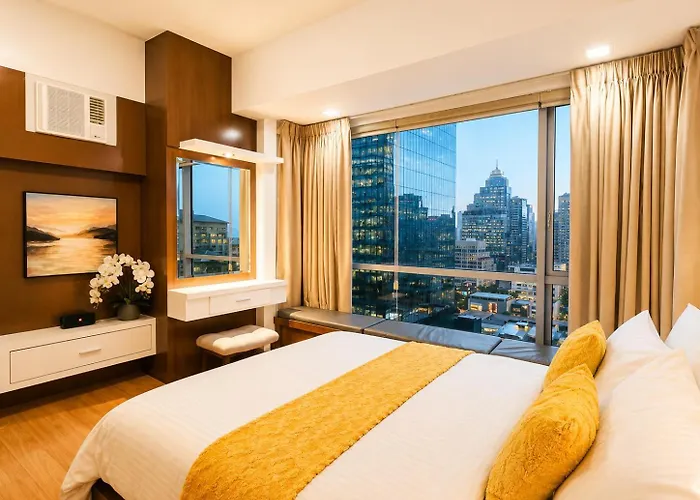 Aparthotel The Infinity Tower In Bgc, 2br View With Parking By Alex